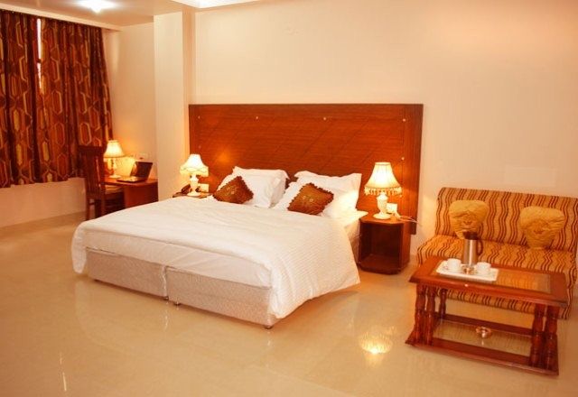 Hotel Kyron Delhi  Dış mekan fotoğraf