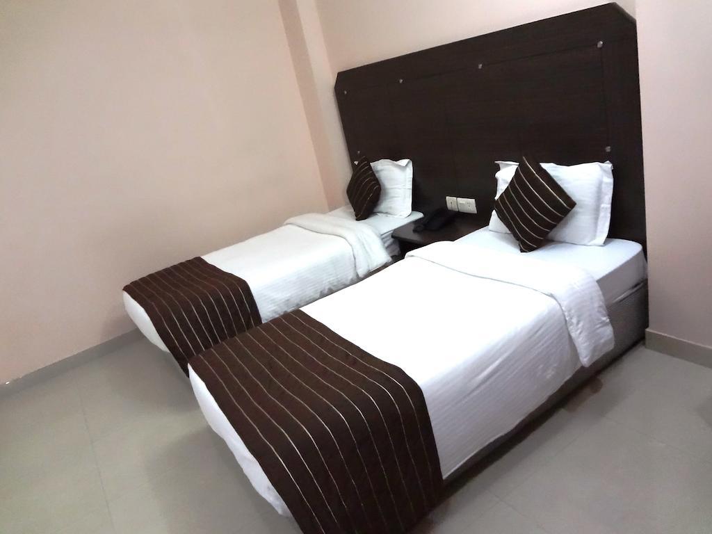 Hotel Kyron Delhi  Oda fotoğraf
