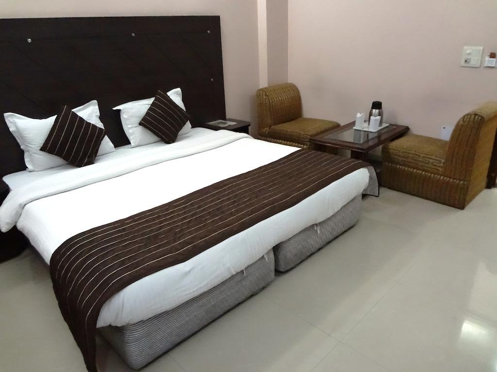 Hotel Kyron Delhi  Oda fotoğraf