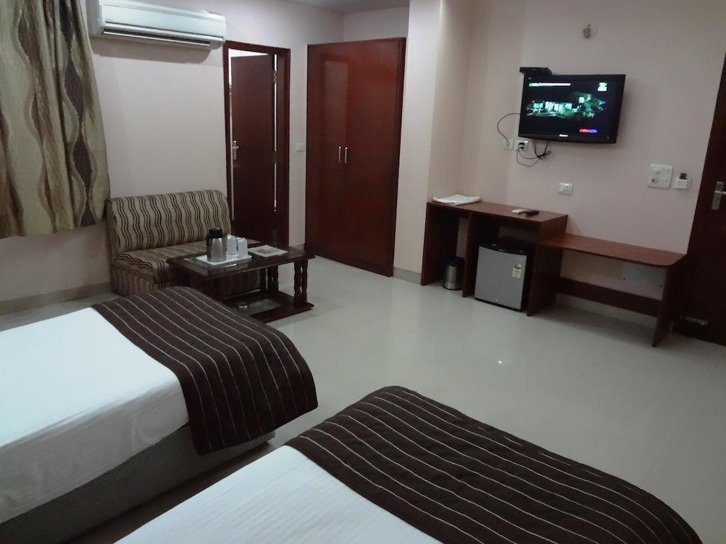 Hotel Kyron Delhi  Oda fotoğraf
