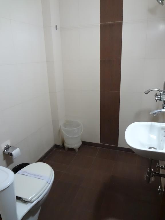 Hotel Kyron Delhi  Oda fotoğraf