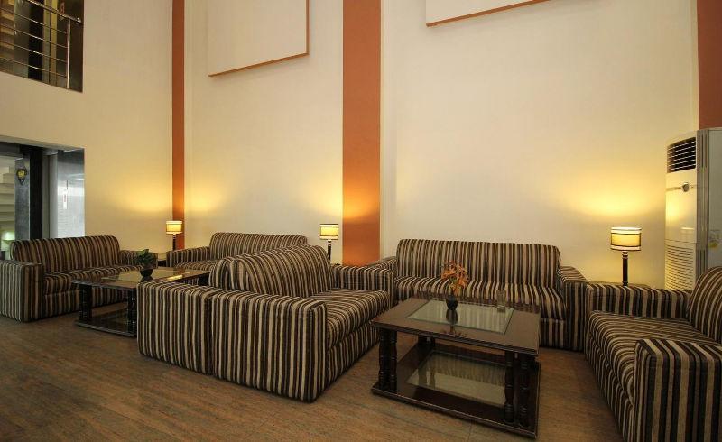 Hotel Kyron Delhi  Dış mekan fotoğraf