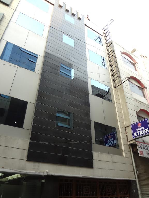 Hotel Kyron Delhi  Dış mekan fotoğraf