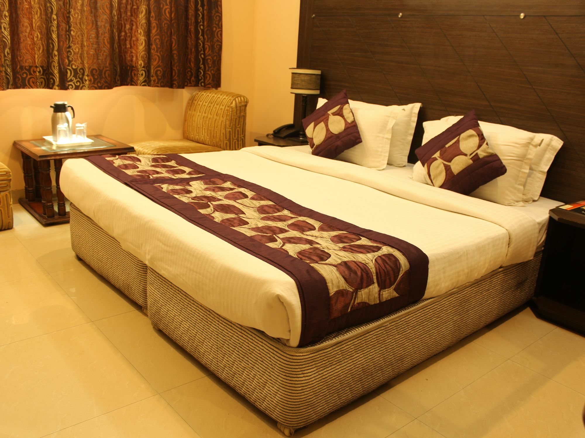 Hotel Kyron Delhi  Dış mekan fotoğraf